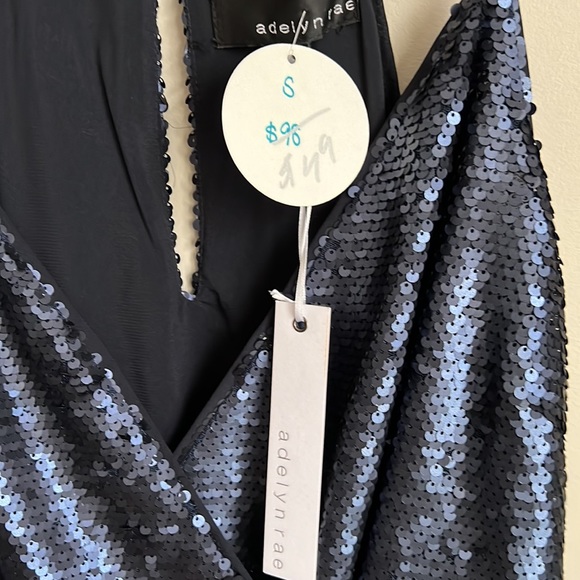 Adelyn Rae Dress - Picture 6 of 6